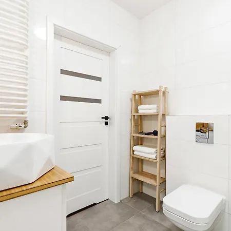Cracow Slusarska By Renters * Krakkó